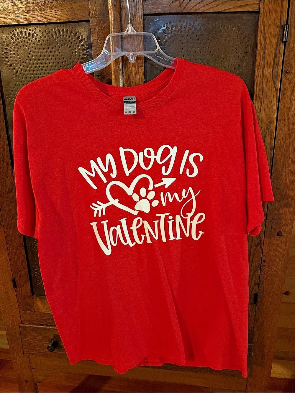 Gildan Graphic Tee in Red XL